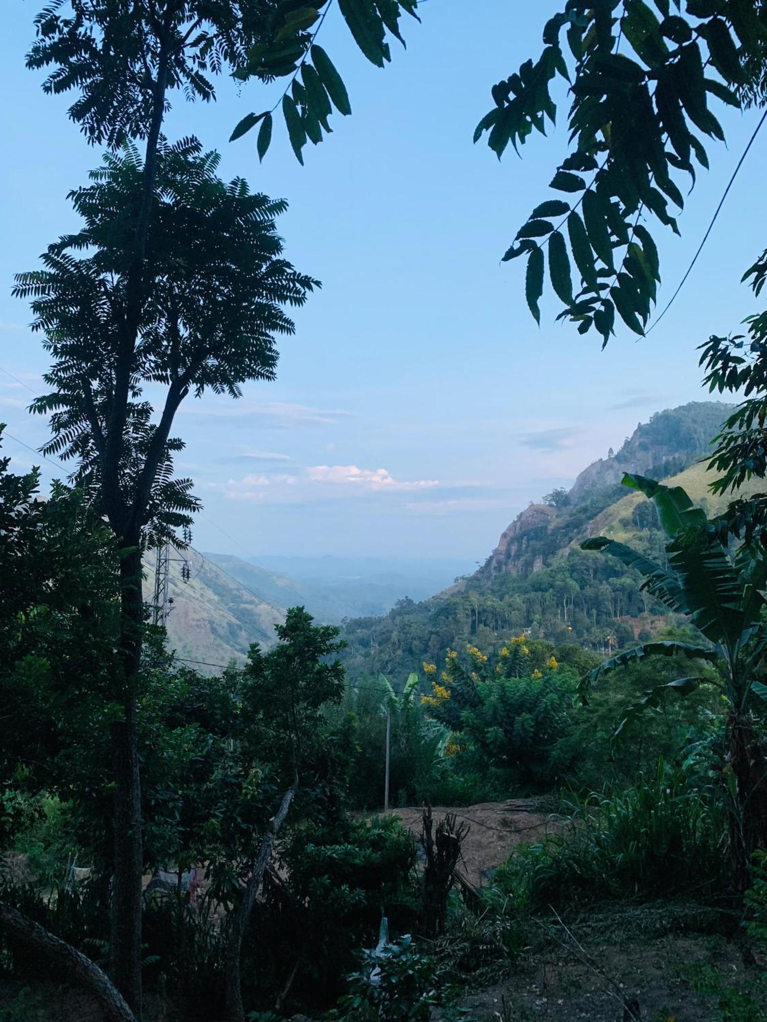 Meditation Monastery Stay เอลลา ภายนอก รูปภาพ