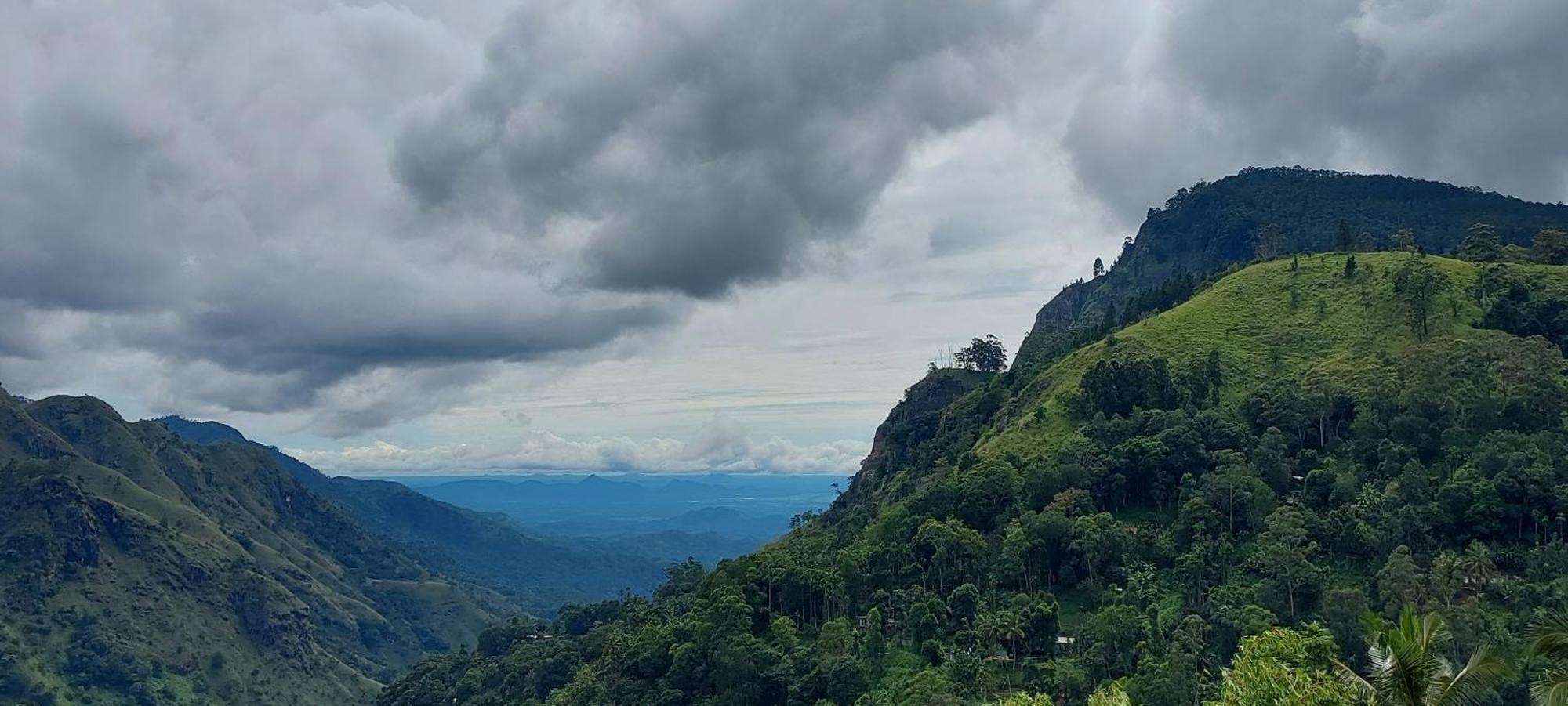 Meditation Monastery Stay เอลลา ภายนอก รูปภาพ